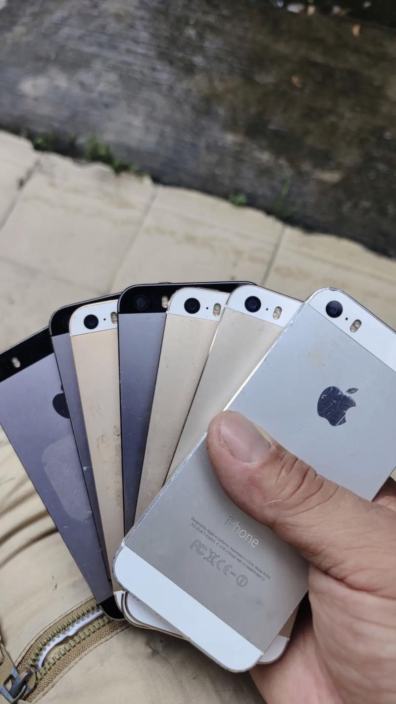 高价回收废旧手机电子产品 只做一件事，一直回收废旧电子产品